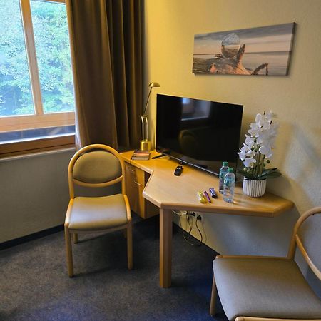 Gasthaus Pension Doerenkrug - Restaurant Augustdorf 外观 照片