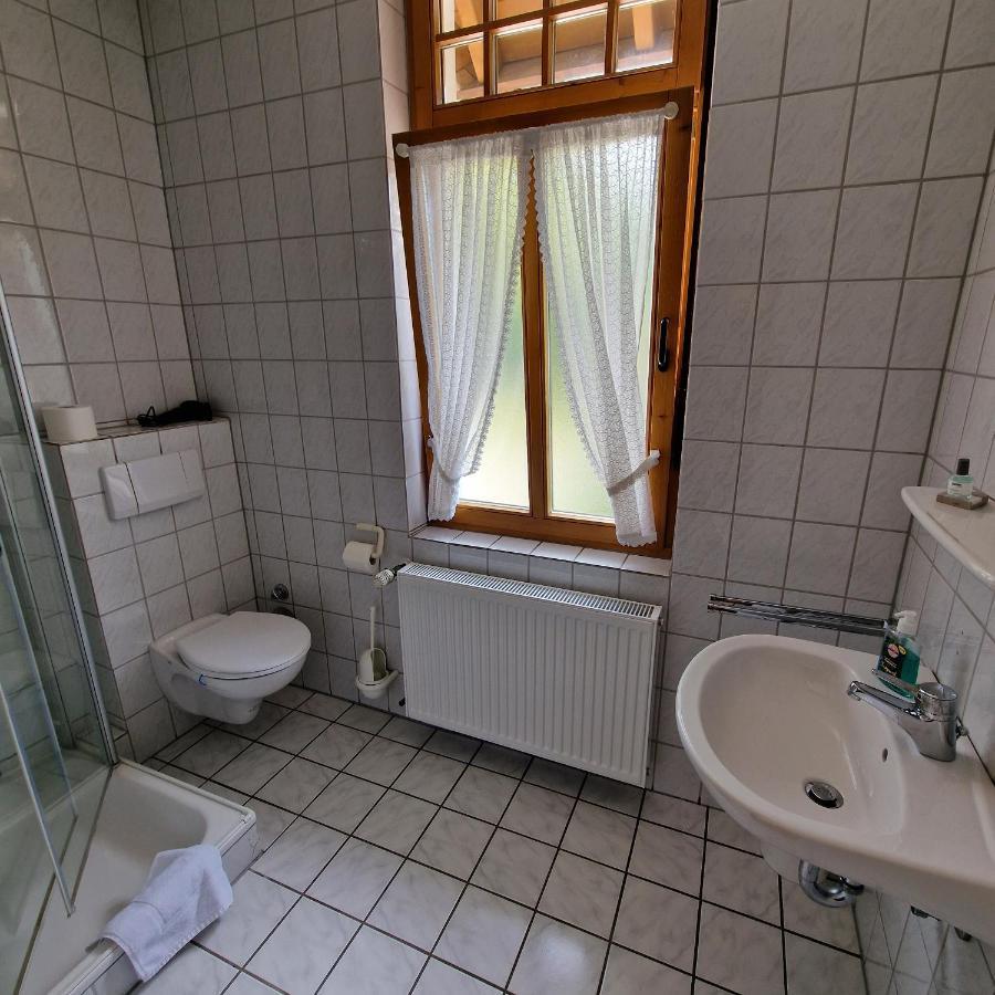 Gasthaus Pension Doerenkrug - Restaurant Augustdorf 外观 照片